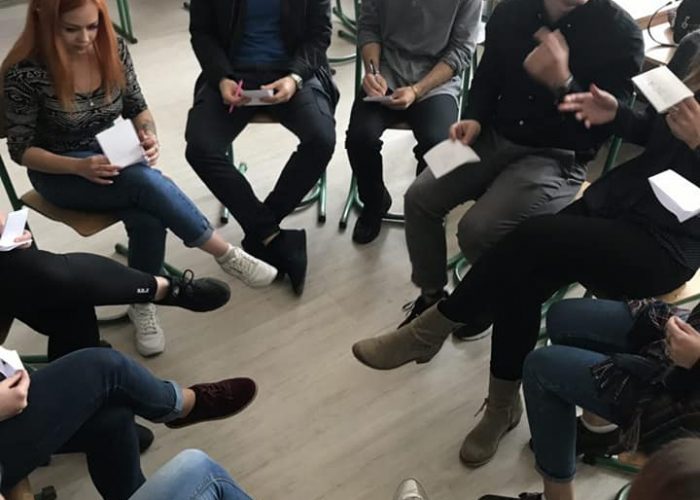 43534385_2028823643860842_5703541102494089216_n